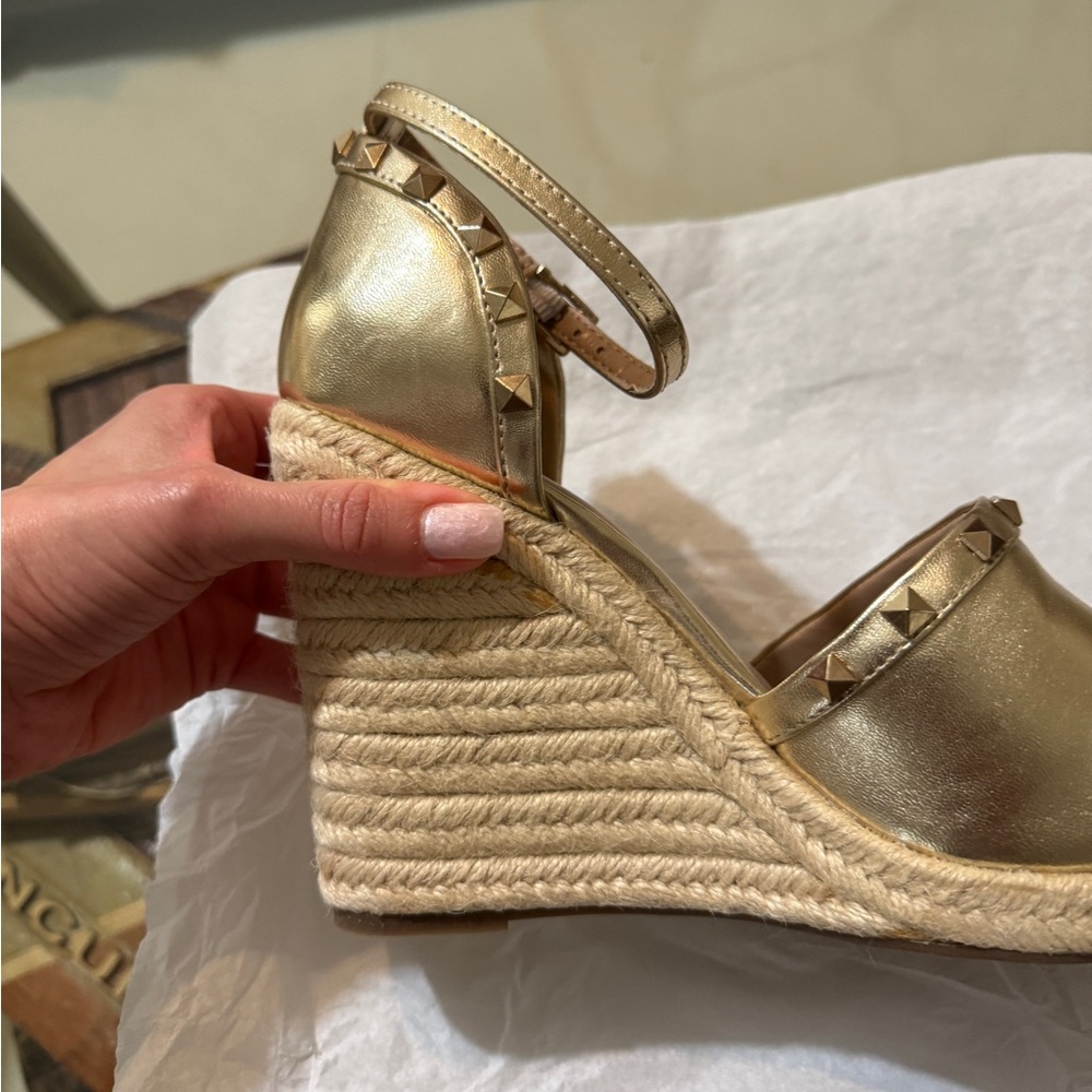Mix No.6 Gold Studded Women's Wedge Sandals - Picture 7 of 9
